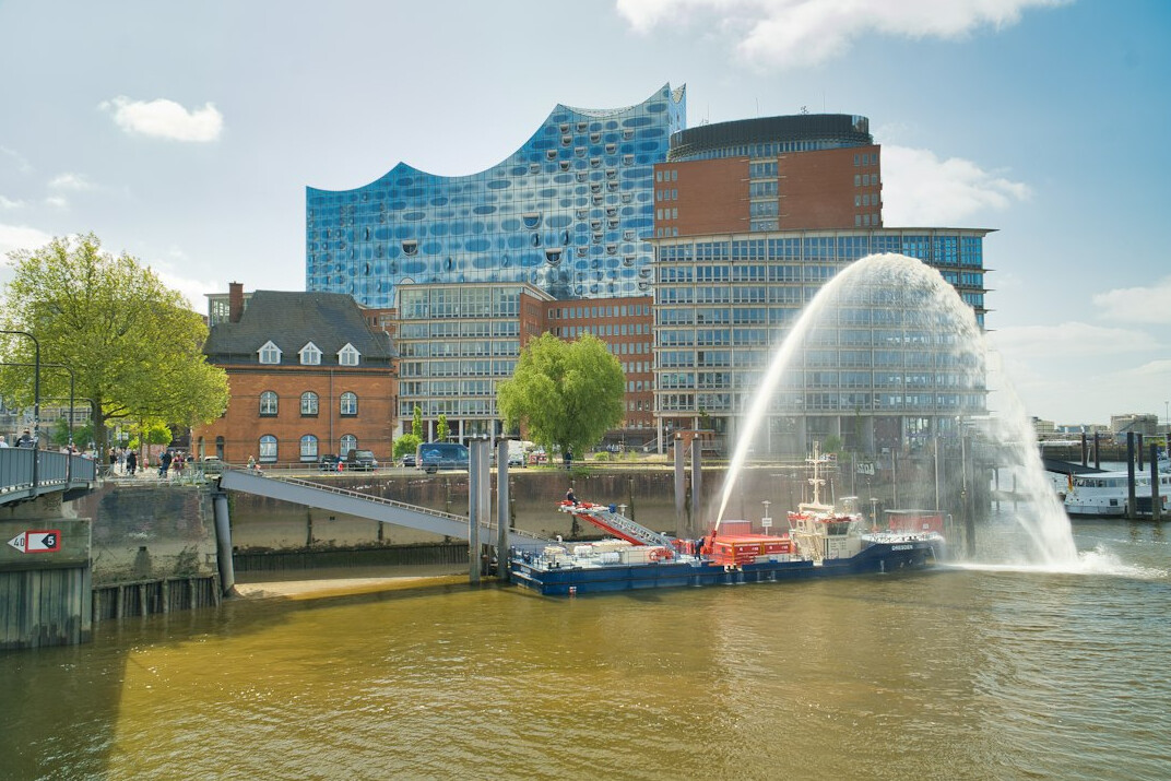 hamburg harbor historical photos